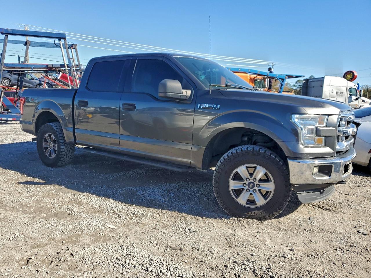 Ford F-150 Supercrew Image 8