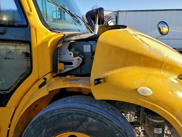 Freightliner Chassis B2 B2b Image 8