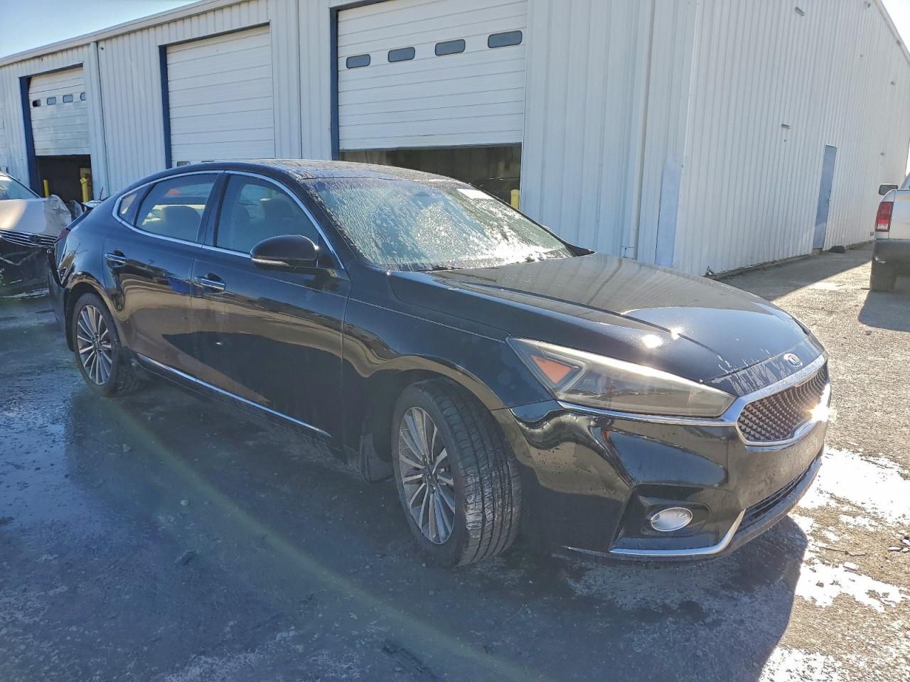 Kia Cadenza Premium Image 8