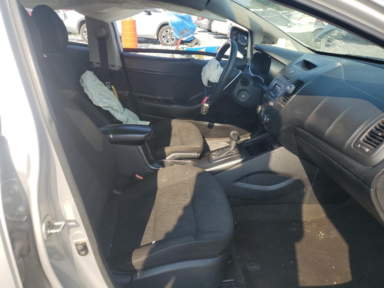 Kia Forte Lx Image 5