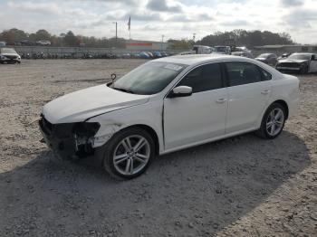  Salvage Volkswagen Passat