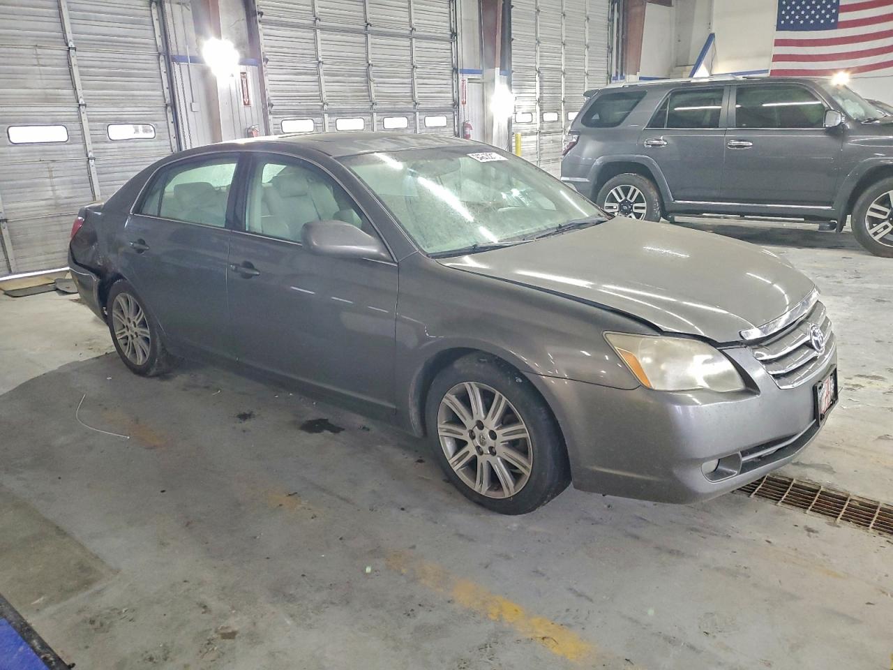 Toyota Avalon Xl Image 12