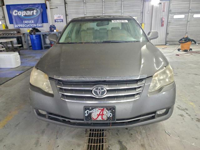 Toyota Avalon Xl Image 8