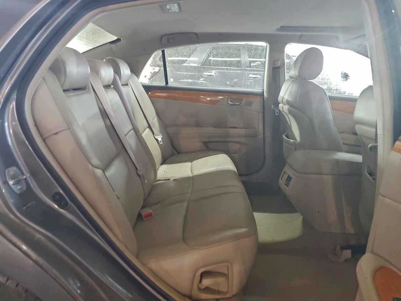 Toyota Avalon Xl Image 7