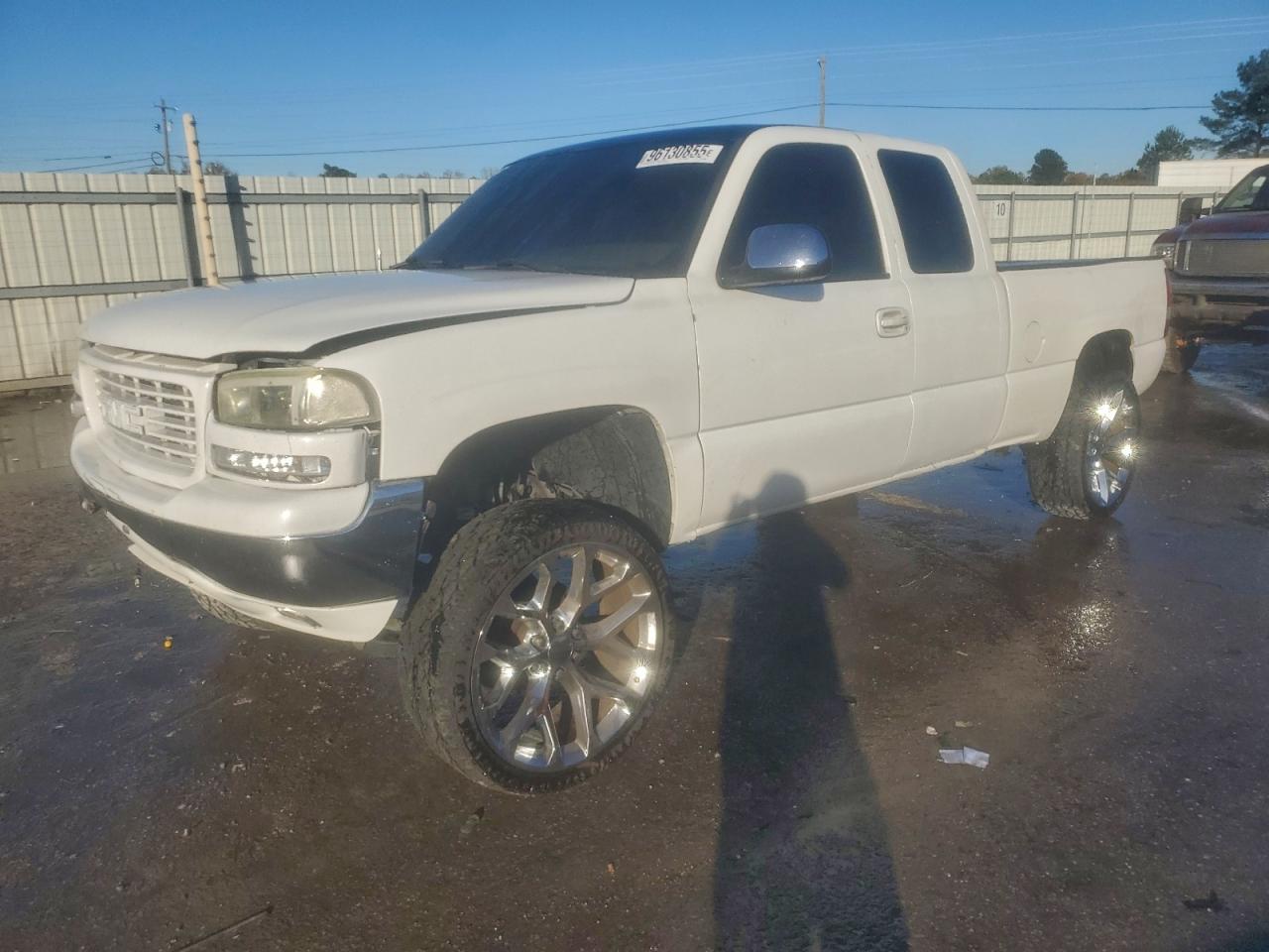 GMC Sierra C1500 Image 1