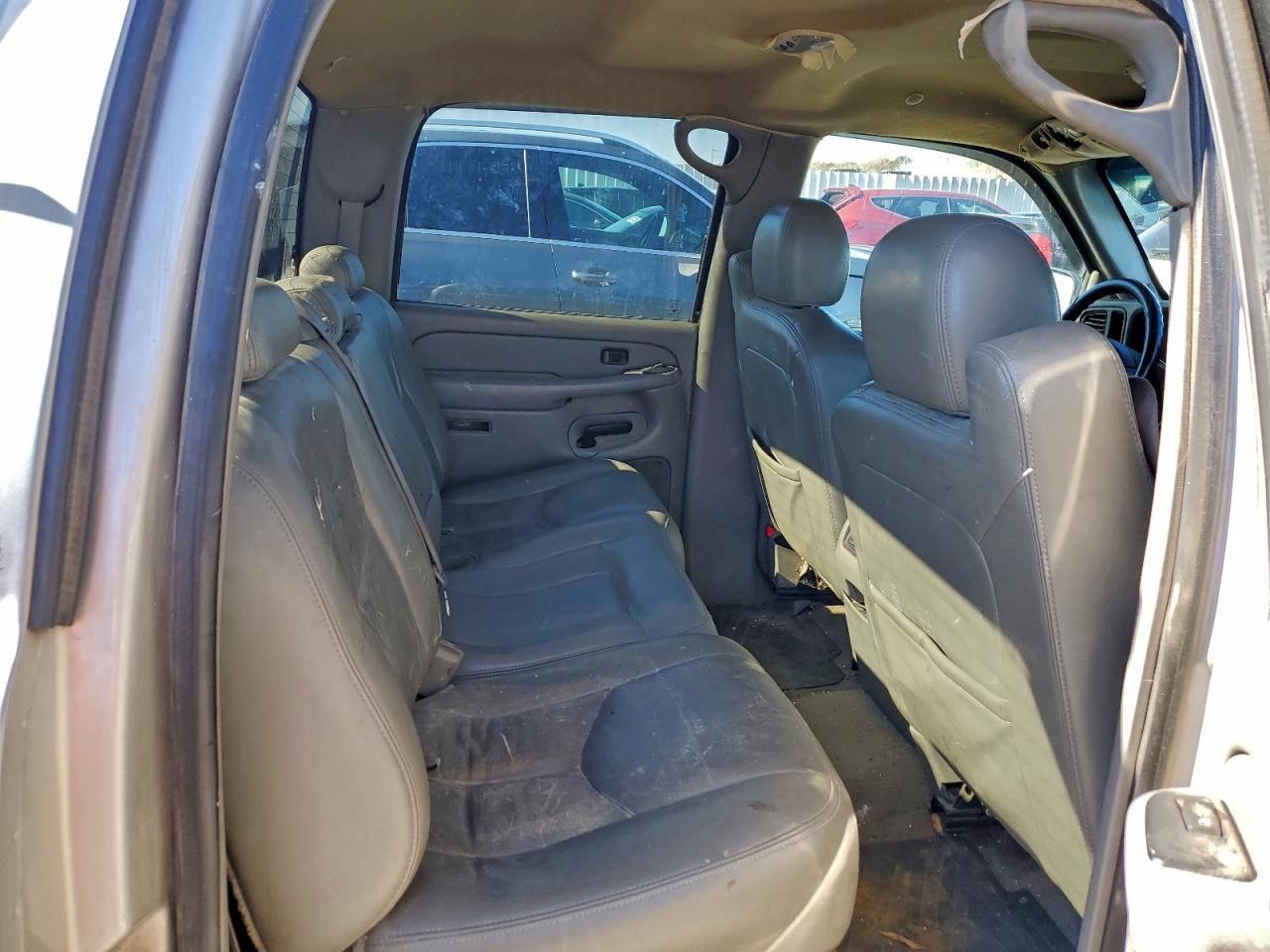 GMC Sierra C1500 Image 6