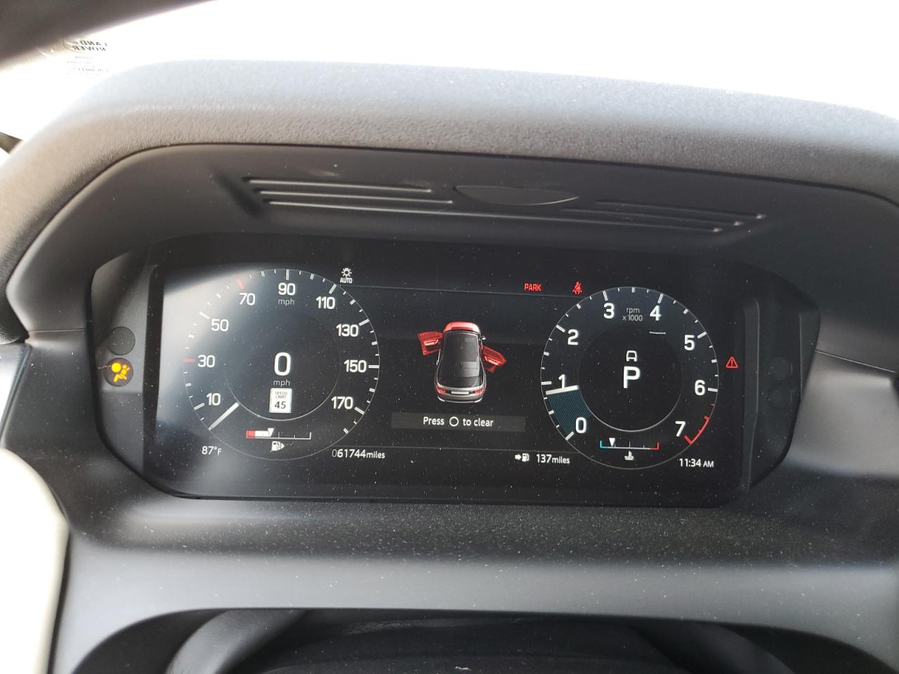 Land Rover Discovery Se Image 10