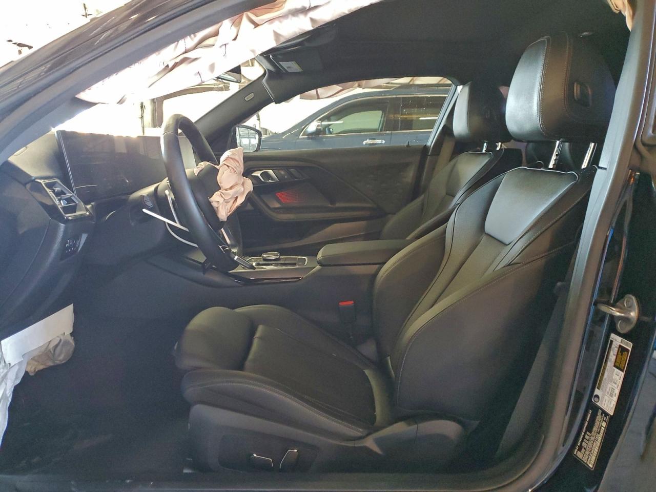 BMW 2 Series Image 8