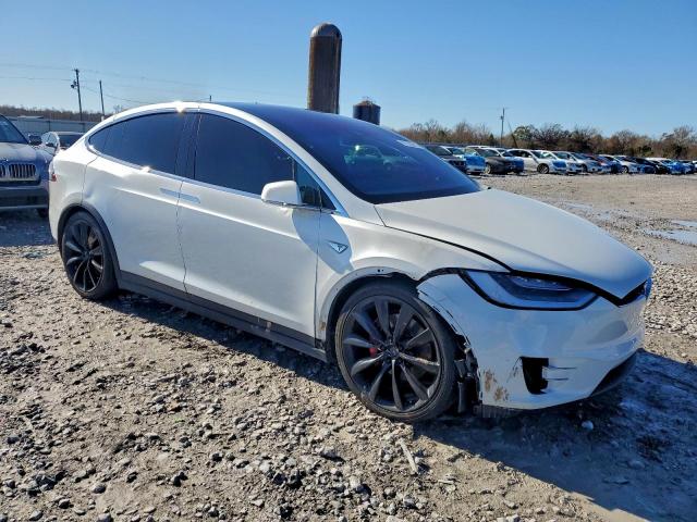 Tesla Model X Image 3