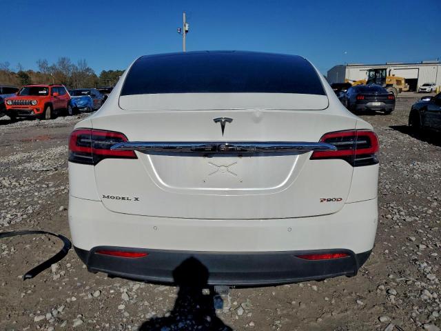 Tesla Model X Image 5