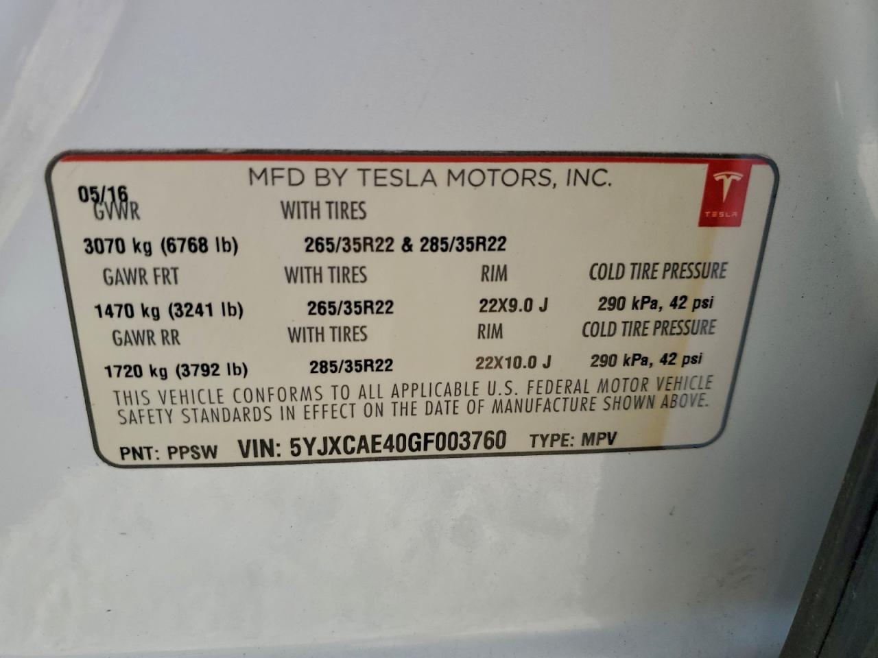 Tesla Model X Image 10