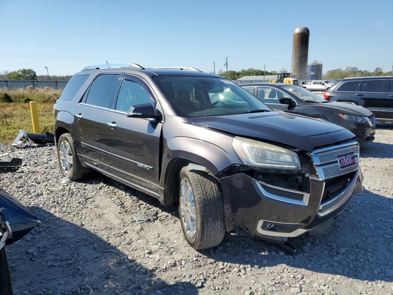 GMC Acadia Denali Image 4