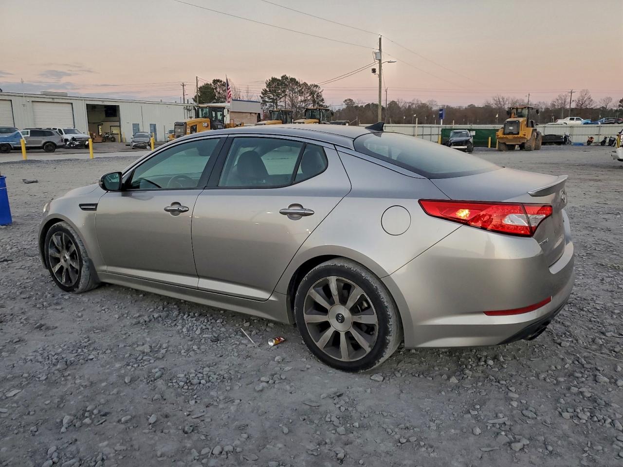 Kia Optima Sx Image 2