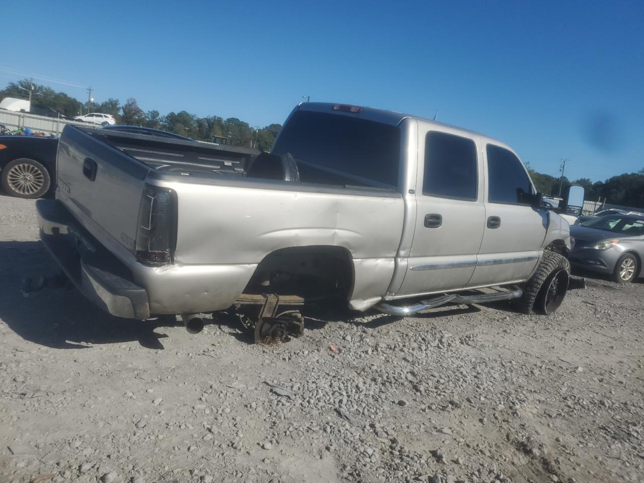 GMC Sierra C1500 Image 11