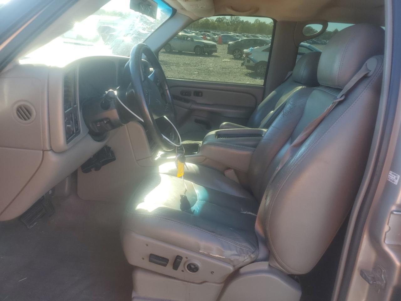 GMC Sierra C1500 Image 2