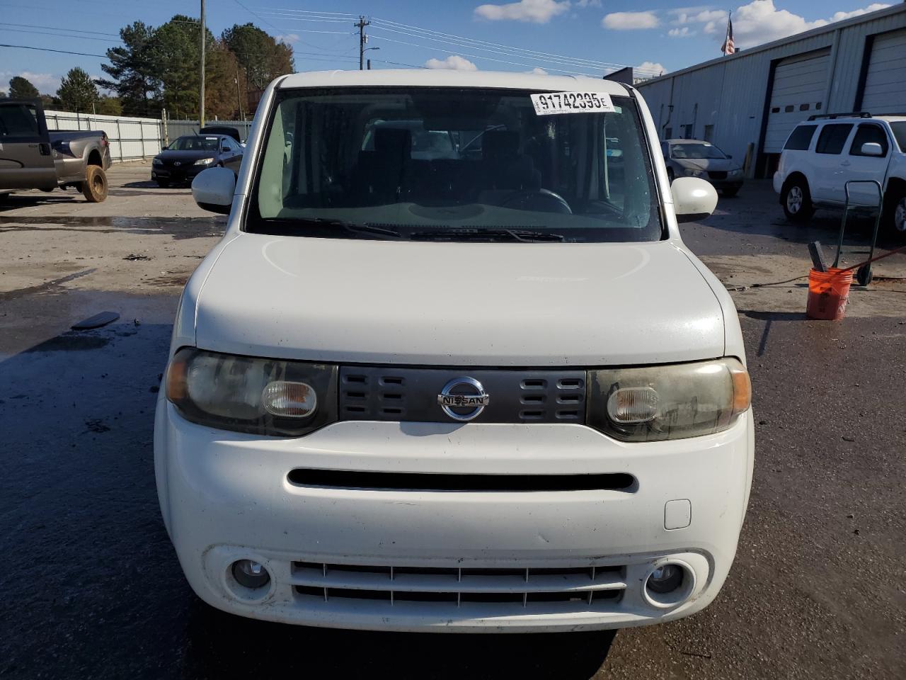 Nissan cube Base Image 4