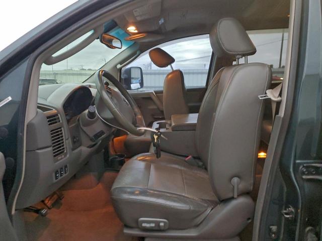 Nissan Titan Xe Image 8