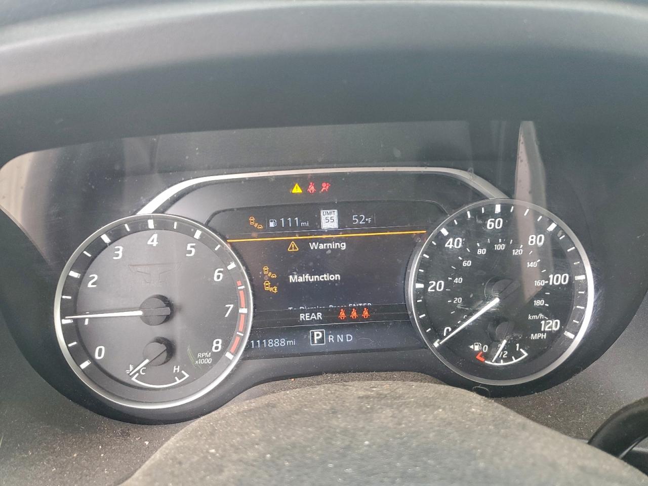 Nissan Titan Sv Image 11