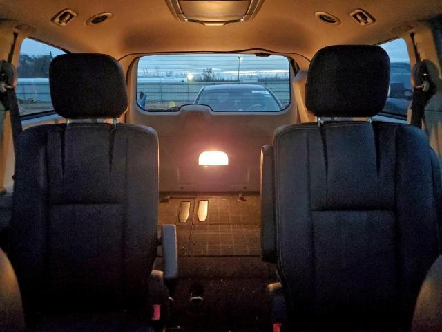 Chrysler Minivan Touring Image 13