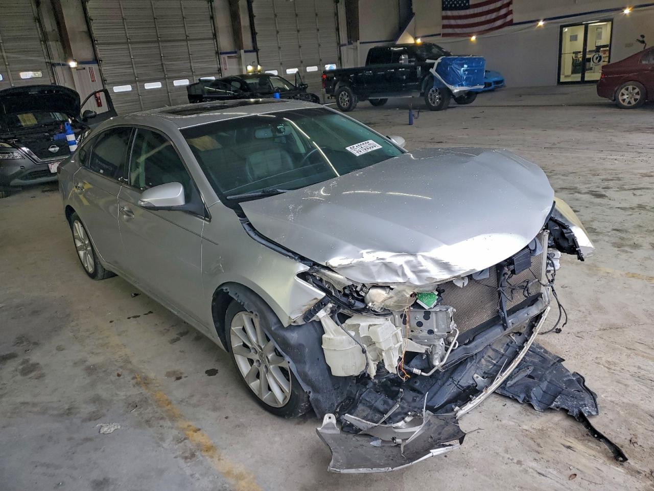 Toyota Avalon Base Image 4