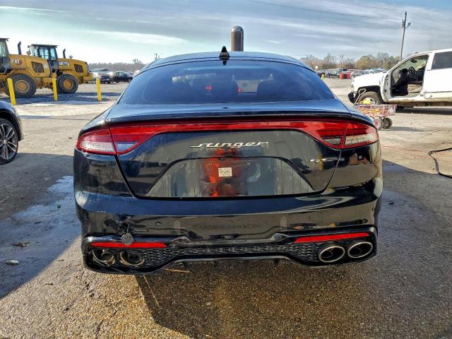 Kia Stinger Gt Line Image 3