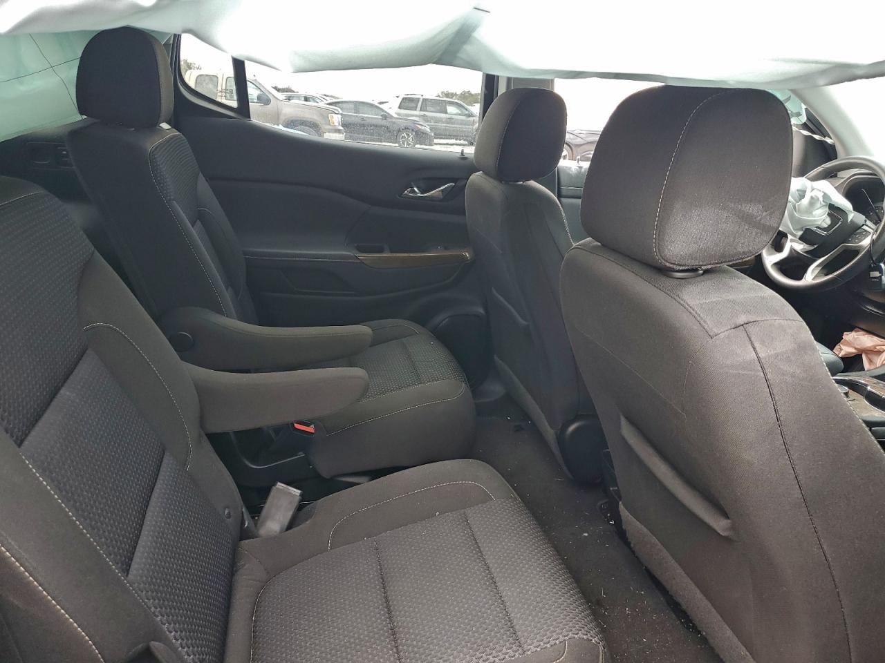 GMC Acadia Sle Image 12