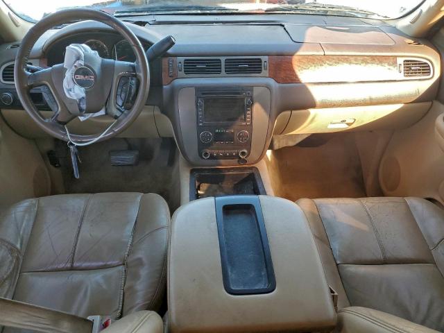 GMC Yukon C1500 Image 10