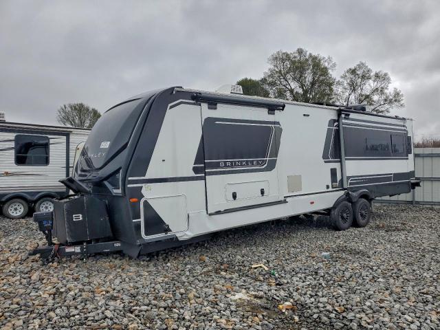 Brinkley Model Z Image 9