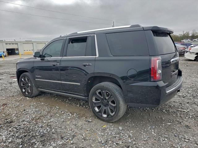 GMC Yukon Denali Image 8