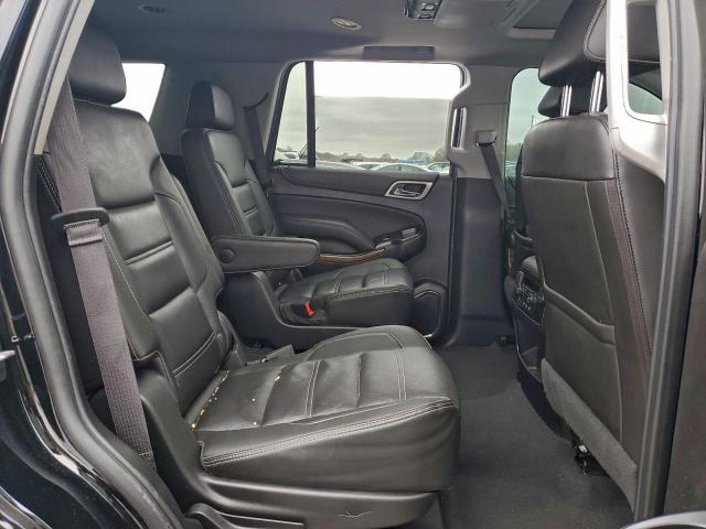 GMC Yukon Denali Image 7