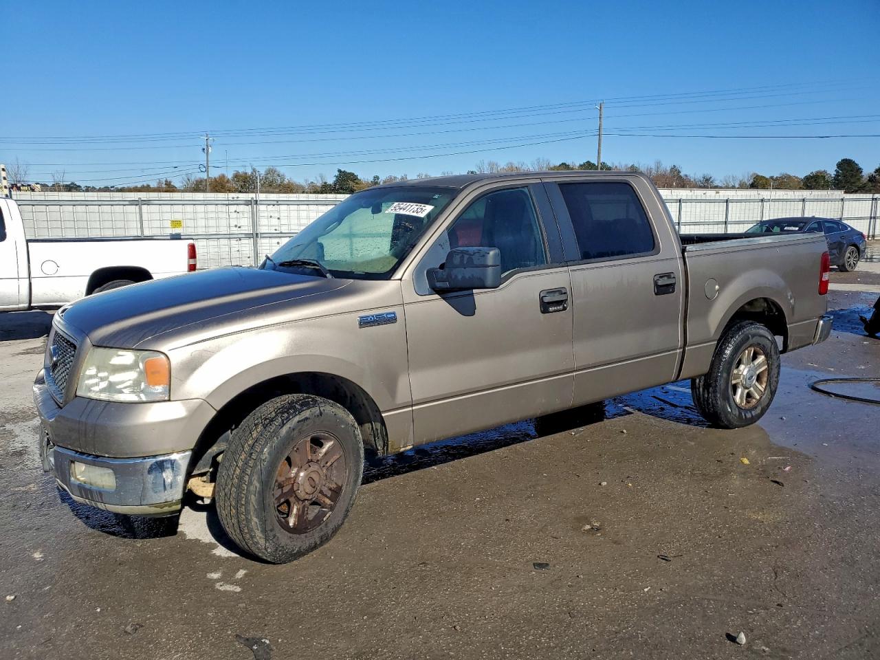 Ford F-150 Supercrew Image 1