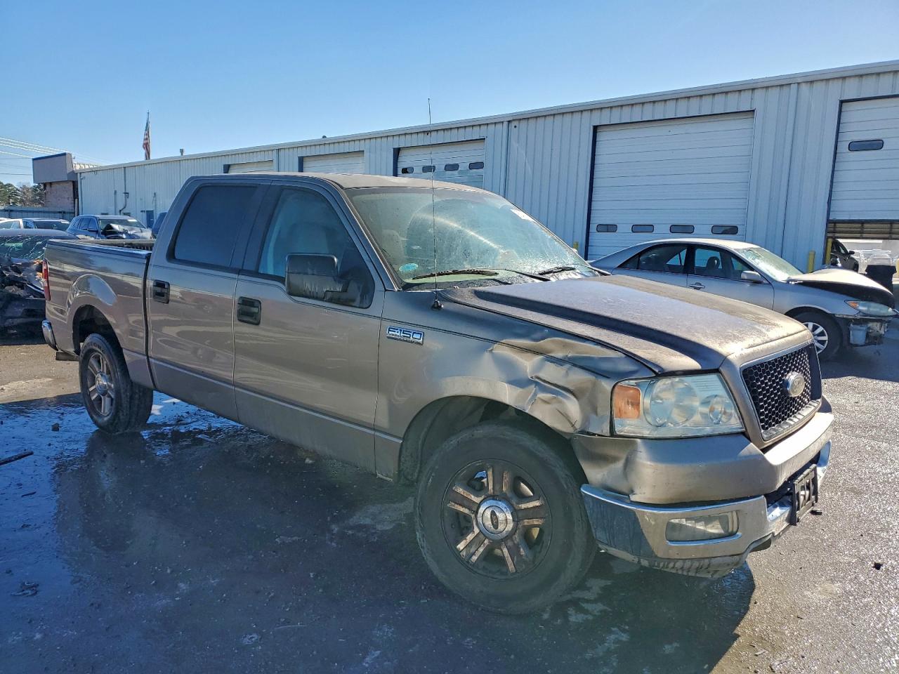 Ford F-150 Supercrew Image 3