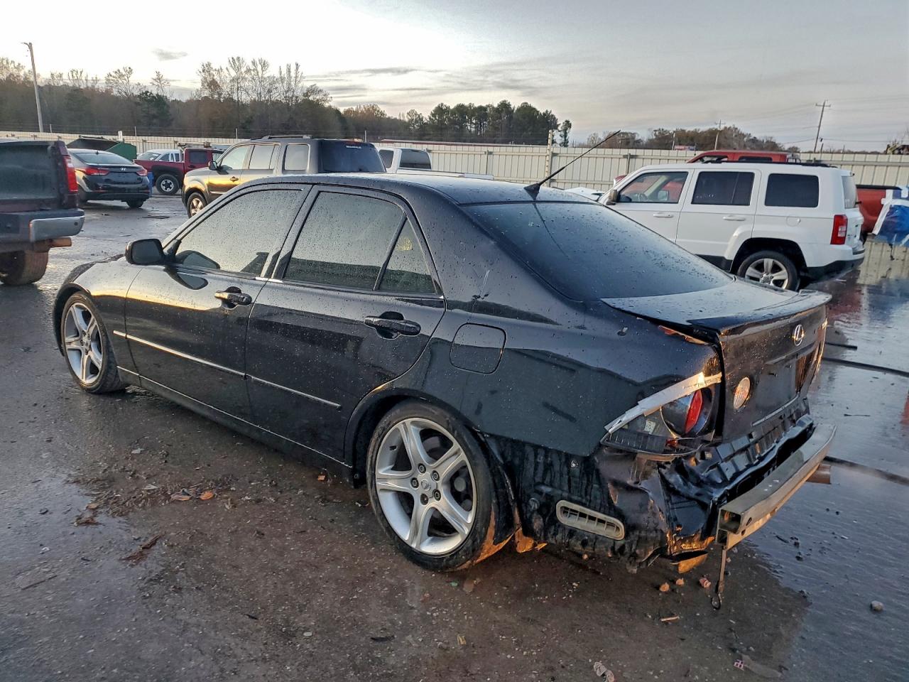 Lexus Is 300 Image 6