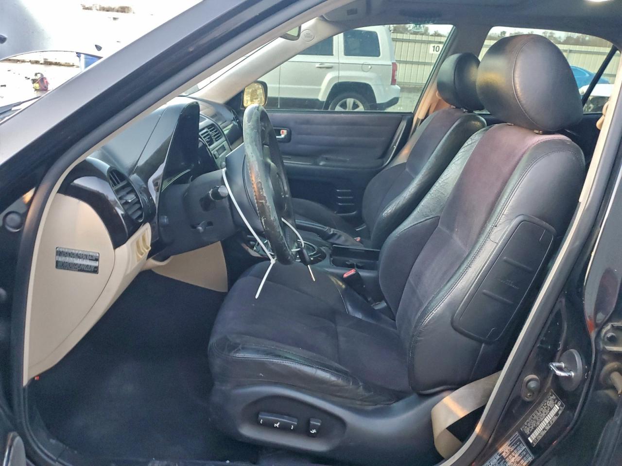 Lexus Is 300 Image 5