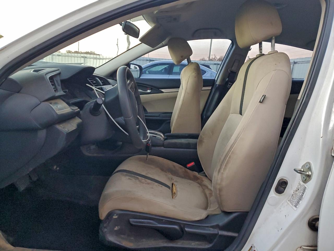 Honda Civic Lx Image 11