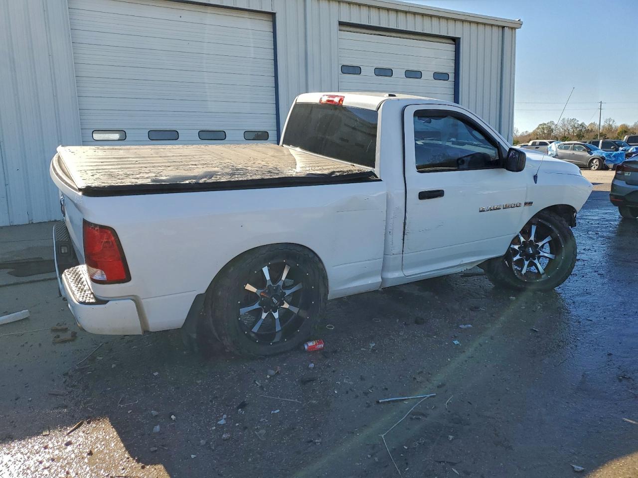 Dodge Ram 1500 St Image 2