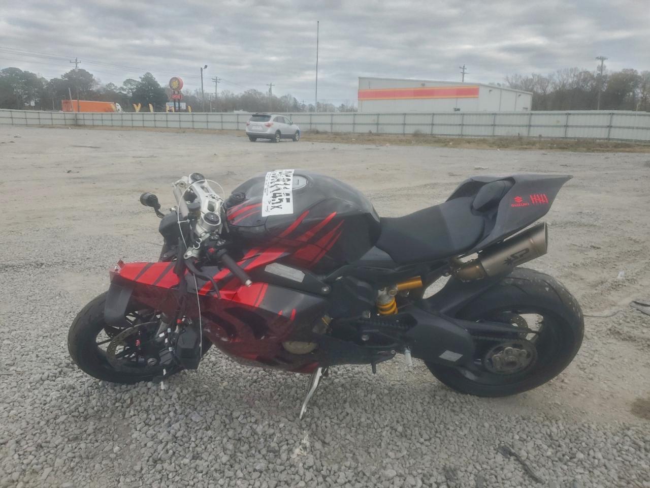 Ducati Panigale V4s Image 8