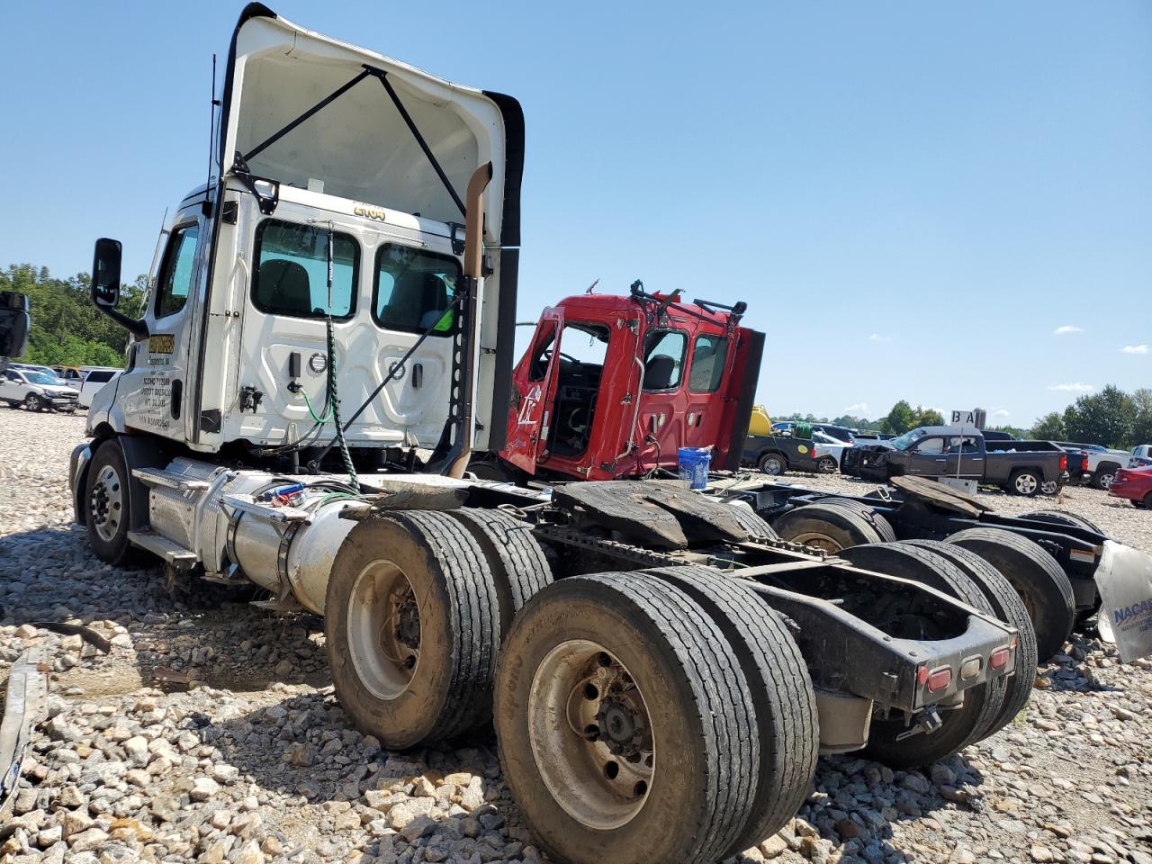 Freightliner Cascadia 1 Image 4