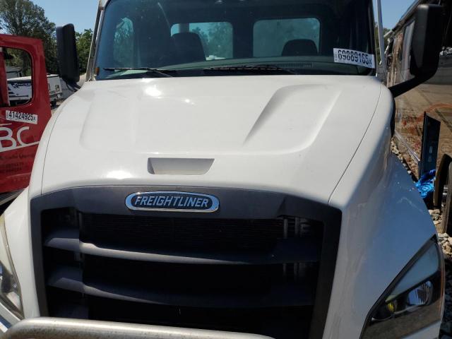 Freightliner Cascadia 1 Image 8