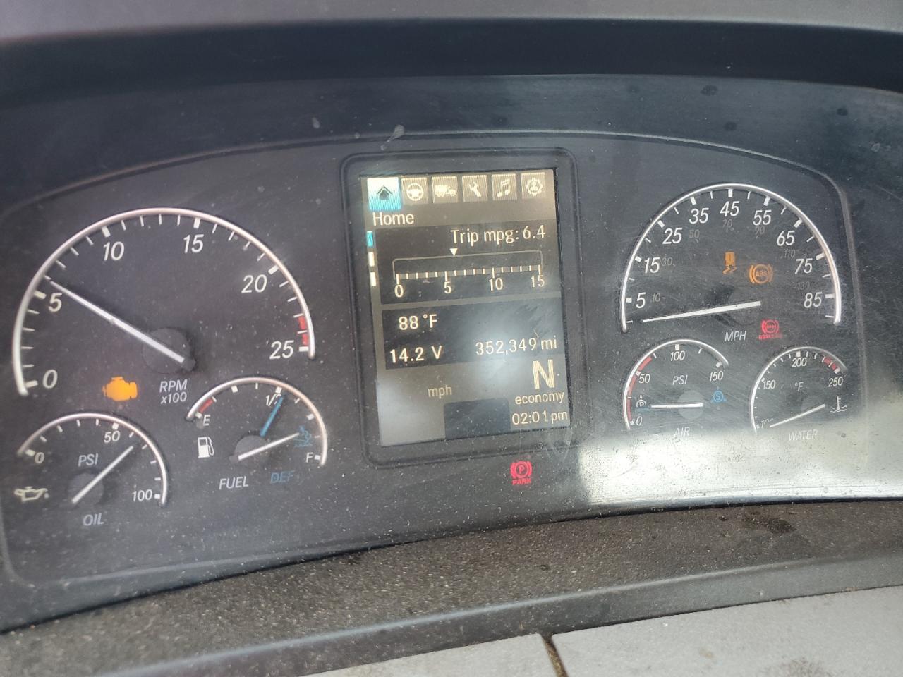 Freightliner Cascadia 1 Image 5