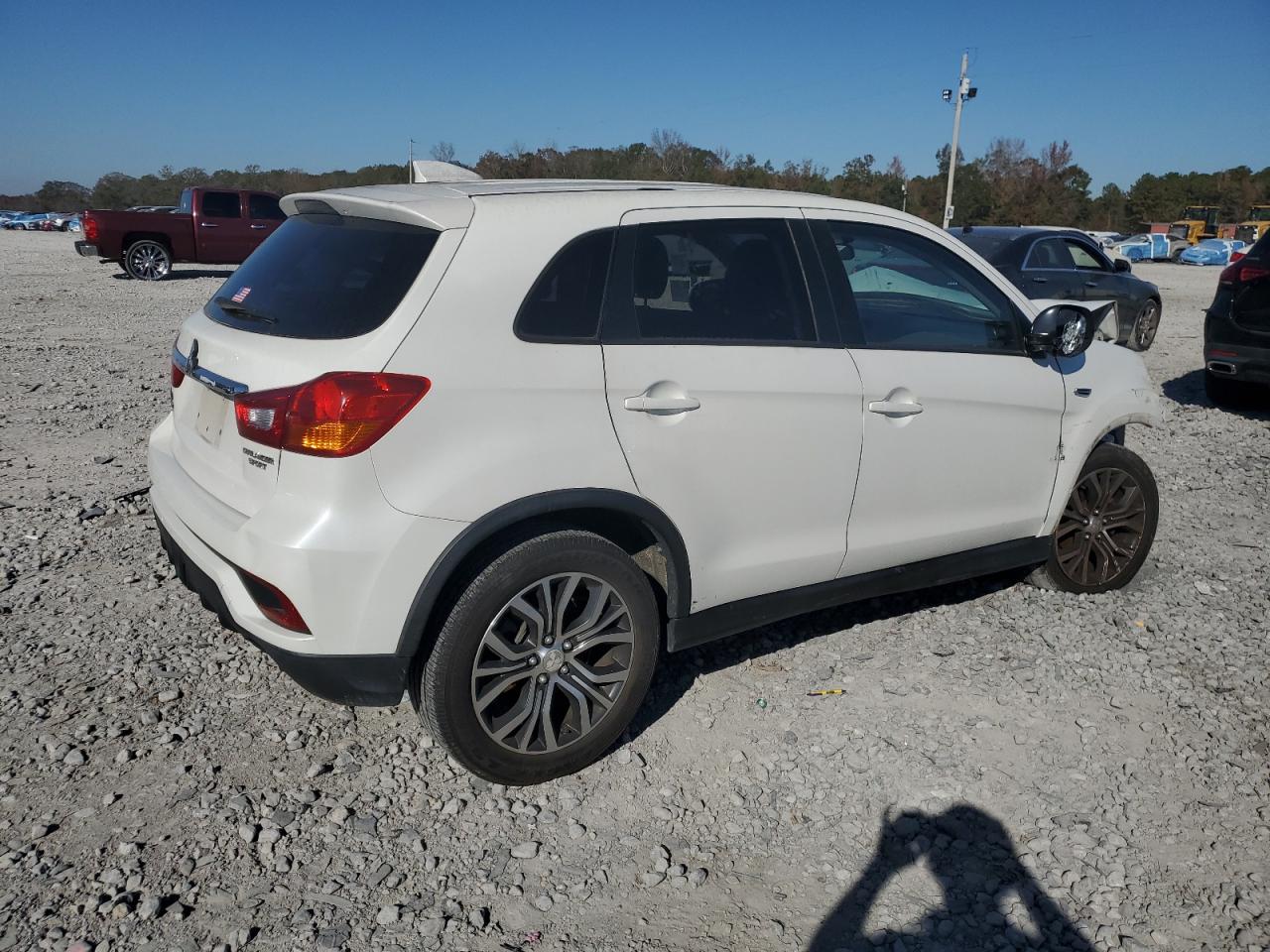 Mitsubishi Outlander Es Image 6