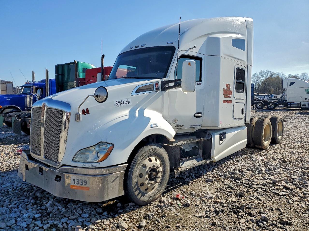 Kenworth T680 T680 Image 2