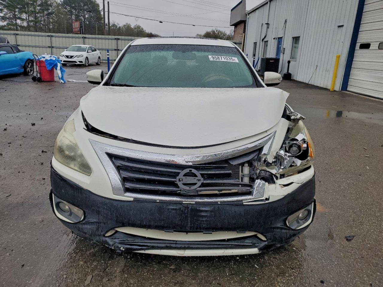 Nissan 200SX 2.5 Image 4