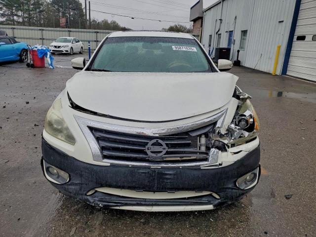 Nissan 200SX 2.5 Image 4