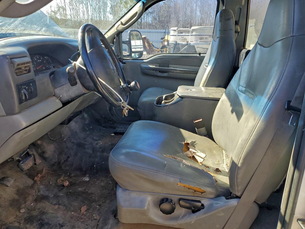 Ford F-350 Srw Super Duty Image 5