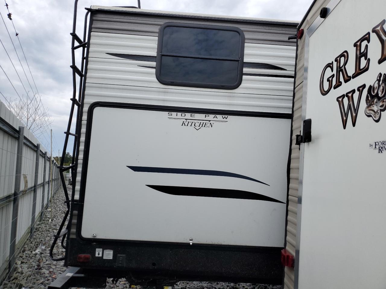 Puma Trailer Image 5