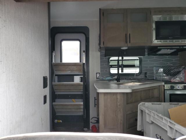 Puma Trailer Image 7