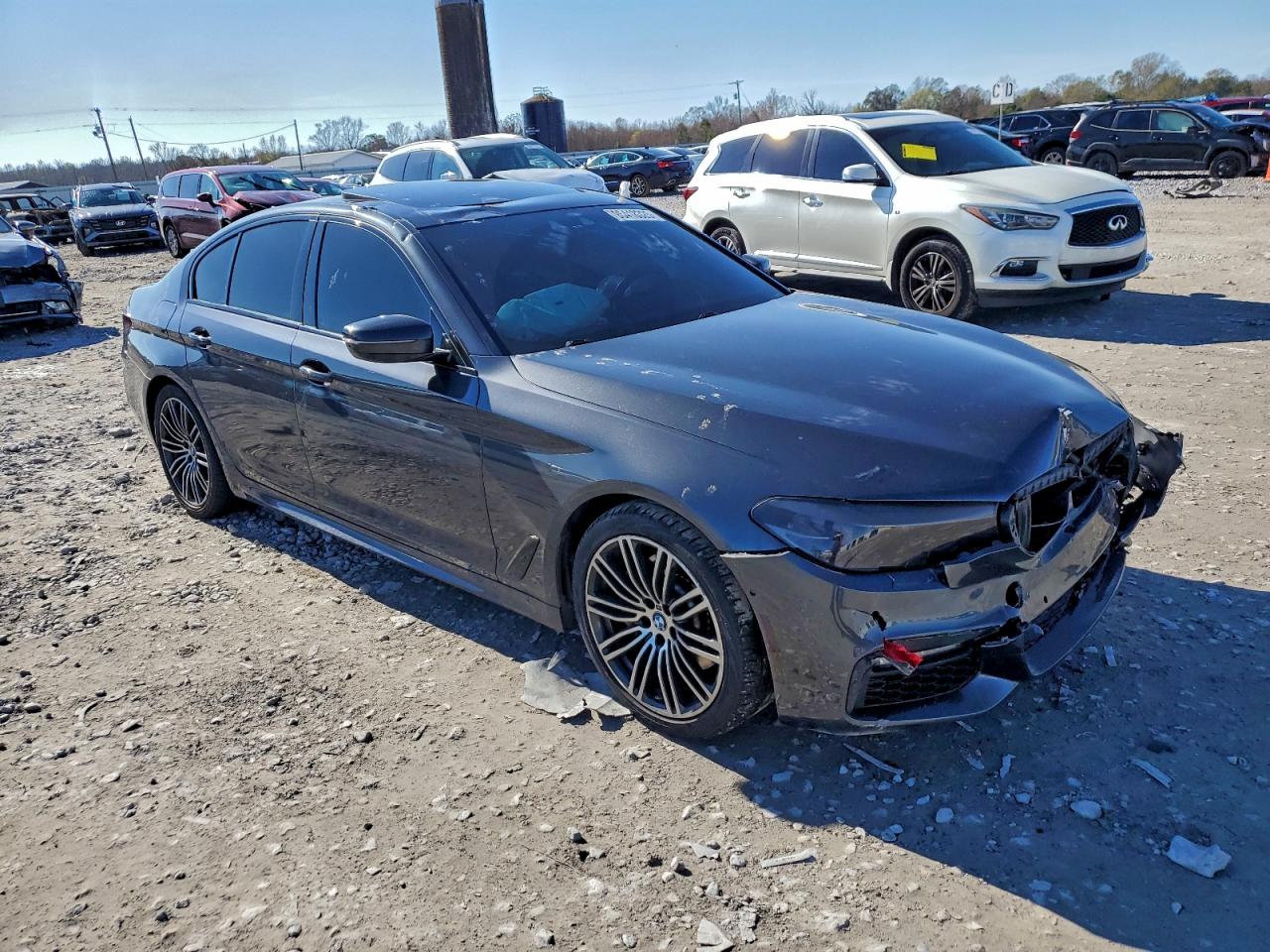 BMW 5 Series I Image 12