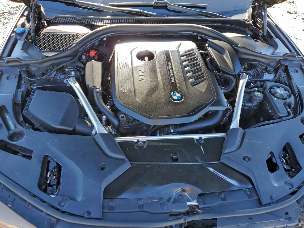 BMW 5 Series I Image 9