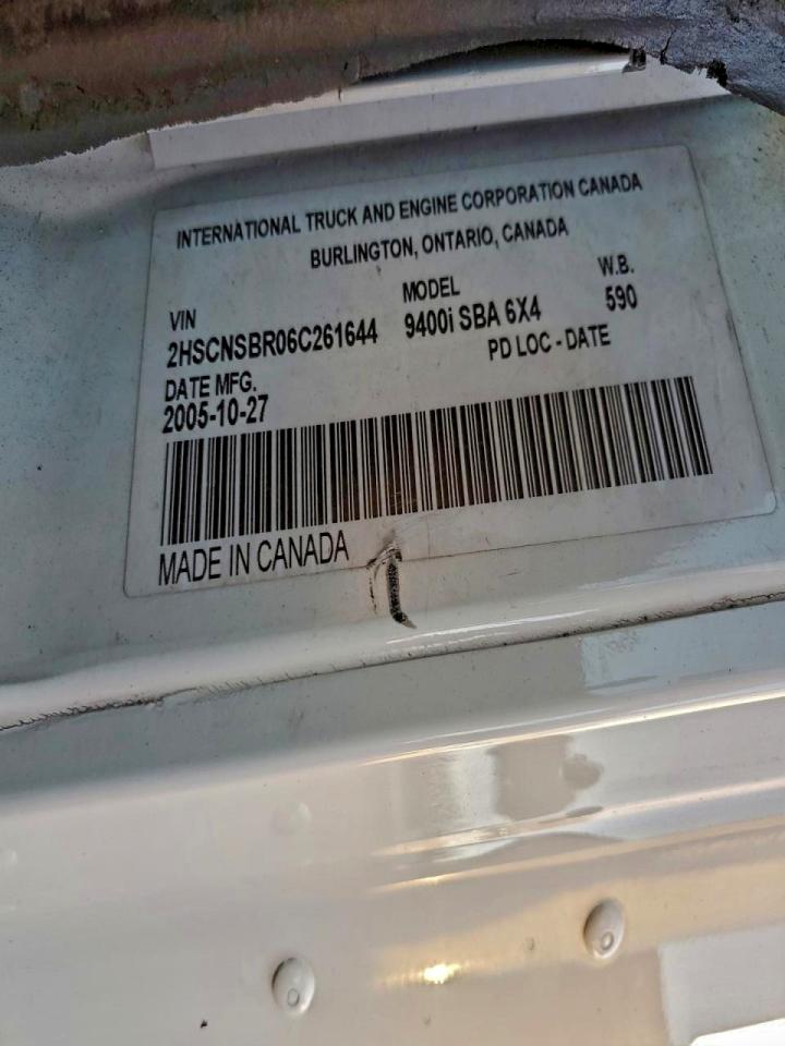 International 9900i Trac 9400i Image 4